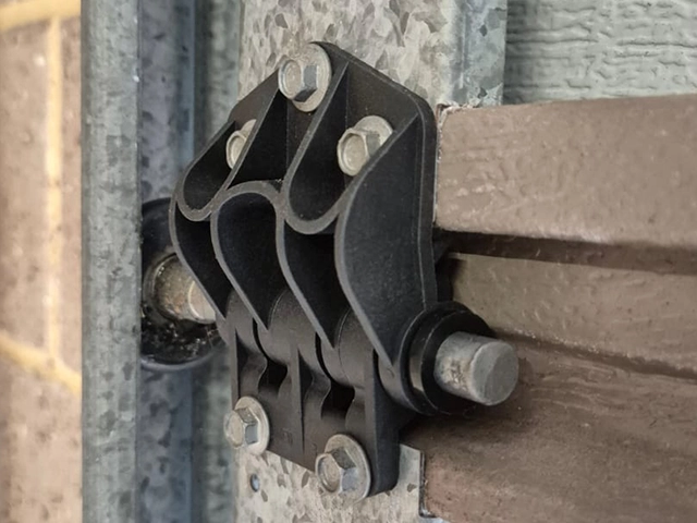 Depois: roletes novos instalados